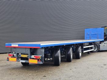 Nooteboom OVB-42-03V / 3 x STEERING AXLE / EXTENDABLE